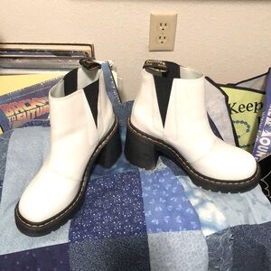 🦋Dr Martens Spence WORN ONCE INSIDE size 7 US women’s🦋